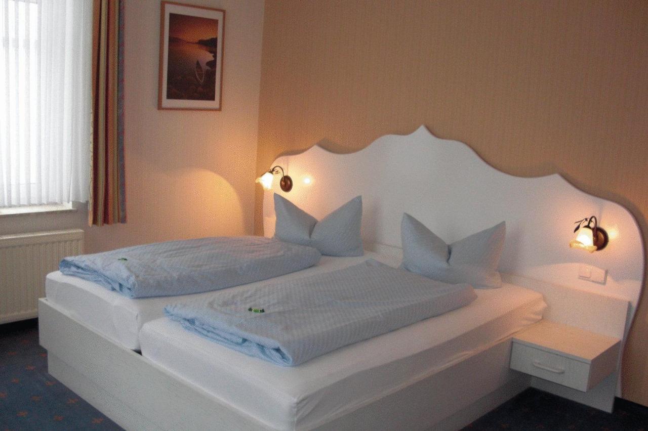 Hotel Strandvilla Janine Borkum Room photo